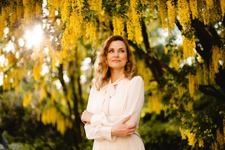 Sous le ciel d'or — FERRE Magazine, June 2023