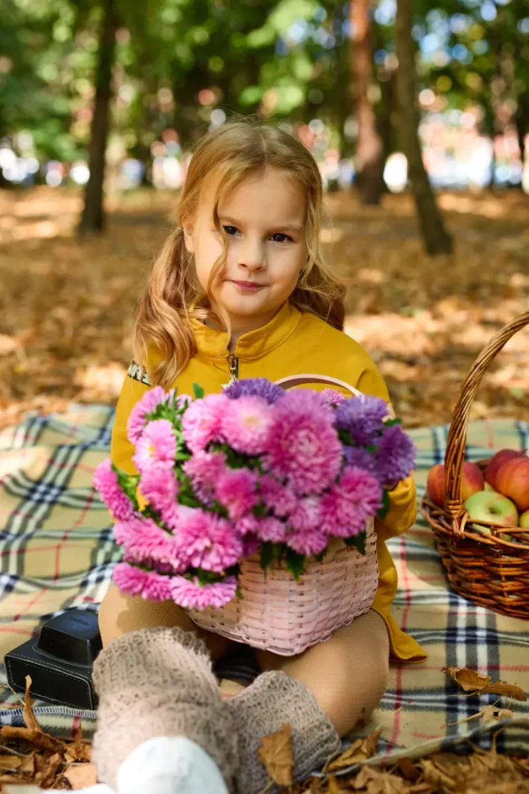 One day of autumn — FERRE Magazine | The November Teen Edition | Vol.4 | 2024