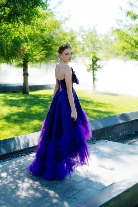 Valeria — FERRE Magazine, August 2026
